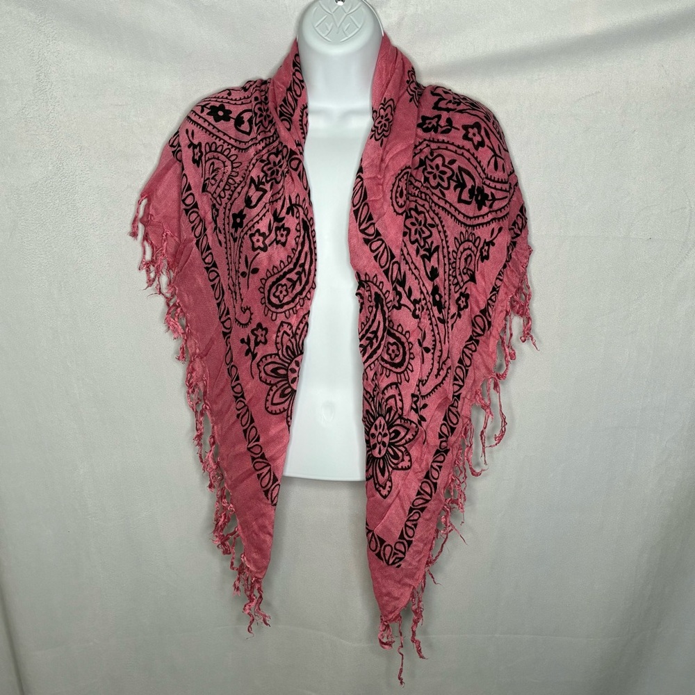 🐼 3/$25 Pink Paisley Fringe Square Scarf Wrap - UNBRANDED